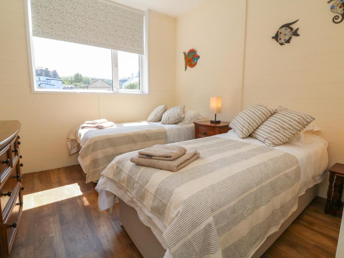 Apartment At The Bay